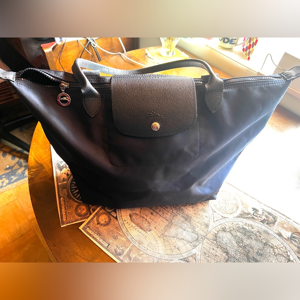 Longchamp Le Pliage City Large Tote in Navy w/ Navy handles.